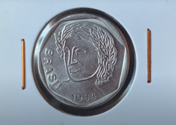 Moeda de 25 centavos de 1994 em suporte de colecionador