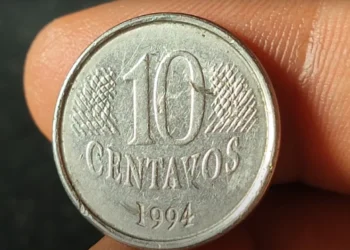 Moeda de 10 centavos de 1994 com possível valor numismático