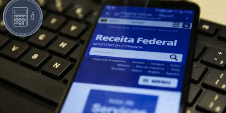 Restituição IR 2025: Comparativo de lotes, valores e prioridades na tela da Receita Federal.
