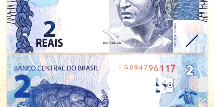 Cédula de 2 reais com imagem da tartaruga marinha, frente e verso