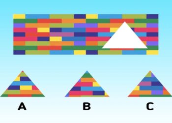 Desafio lógico com triângulos coloridos e figura geométrica recortada