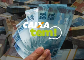 Imagem ilustrativa do Caixa Tem com cédulas de R$ 100 e outras de diferentes valores, indicando a liberação de PIX de R$ 200 e R$ 225.