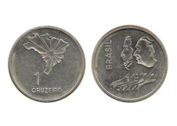 Anverso e reverso da moeda de 1 Cruzeiro brasileira do ano de 1972, emitida para celebrar o sesquicentenário da independência, altamente valorizada por colecionadores.