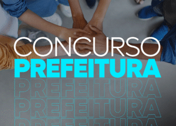 Mãos unidas em equipe com texto Concurso Prefeitura destacado em azul e branco
