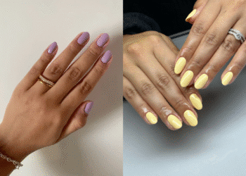 Duas mãos com unhas pintadas em tons pastel, uma com esmalte lilás e outra com esmalte amarelo claro.