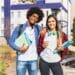 Jovens estudantes sorrindo, simbolizando o sucesso e as oportunidades nas carreiras técnicas, muitas vezes mais lucrativas que certas graduações.