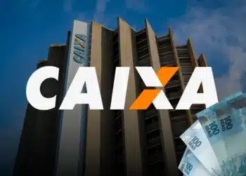 Logo da CAIXA Econômica Federal com cédulas de 100 reais e uma fachada do banco ao fundo.