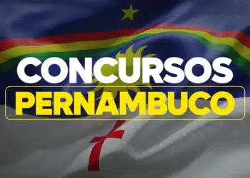 Bandeira de Pernambuco ao fundo com texto em destaque sobre concursos públicos no estado.