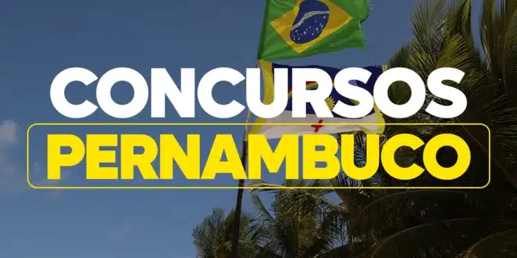 Bandeiras do Brasil e de Pernambuco ao vento, ilustrando a notícia sobre a paralisação do Concurso Público Unificado no estado.