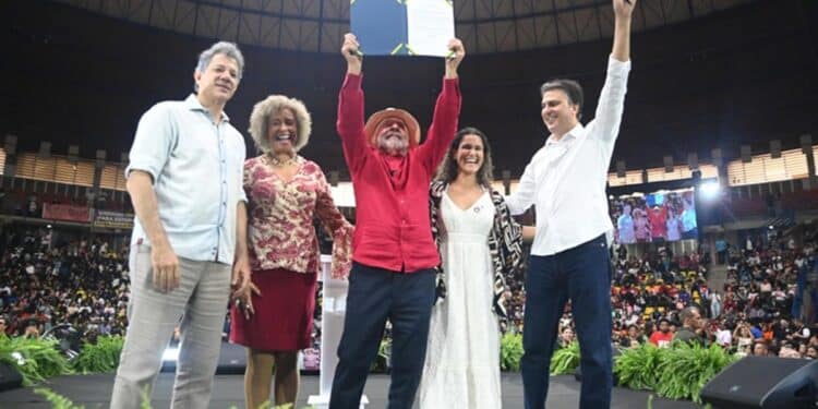 Evento do MEC sobre cursinhos populares CPOP mostrando como programa ajuda estudantes a entrarem na universidade
