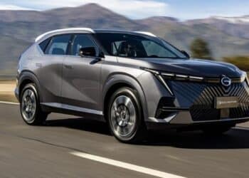 SUV GAC Motor em movimento na estrada, concorrente ao Carro do Ano 2026