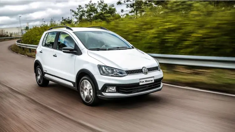 Volkswagen Fox Xtreme 2021-2022, modelo afetado pela crise com central multimídia opcional.