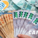 Pagamento do INSS e CAIXA para brasileiros, com valores de R$ 108, R$ 600, R$ 1.518 e R$ 8.157,41 confirmados.