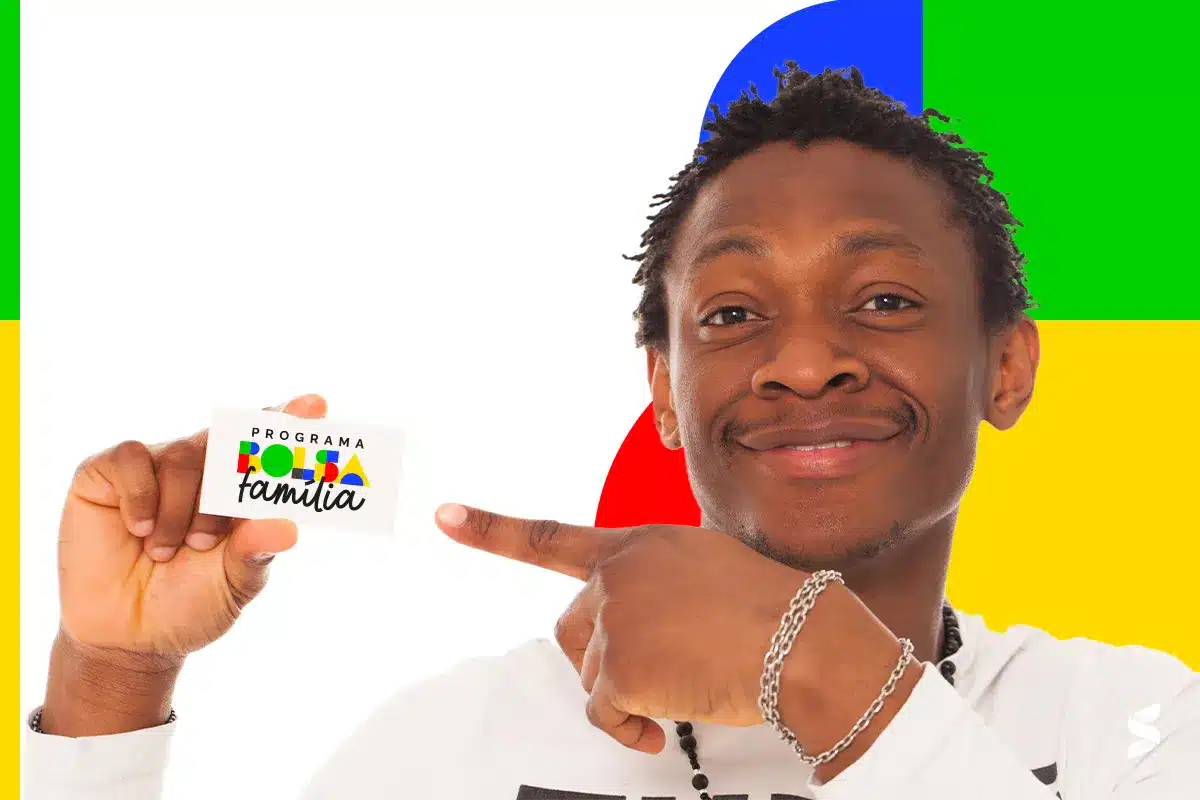 Retorno dos Pagamentos do Bolsa Família - Novembro 2025 Homem sorrindo segurando cartão do programa Bolsa Família, com fundo colorido e design moderno, destacando o retorno dos pagamentos.
