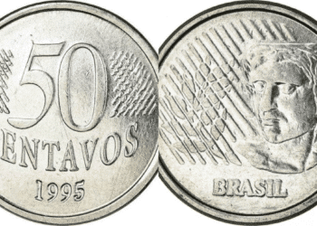 Moeda de 50 Centavos de 1995 (Primeira Família do Real). Imagem demonstra a moeda que, com o erro de cunhagem "reverso horizontal", pode valer até R$ 200 para colecionadores.