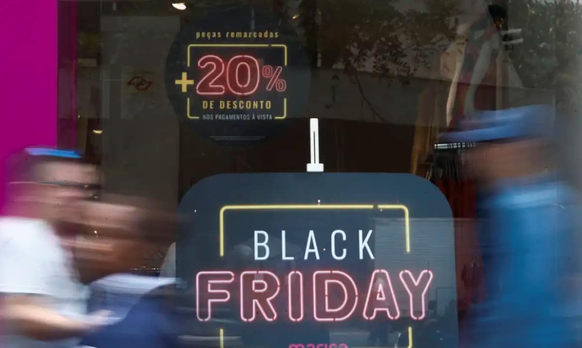 Promoção de Black Friday com 20% de desconto em pagamento à vista