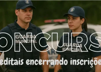 Agentes da Guarda Municipal durante operação, ilustrando concursos que encerram inscrições.