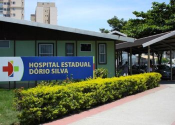 Fachada do Hospital Estadual Dório Silva unidade gerida pela iNova Capixaba com vagas abertas.