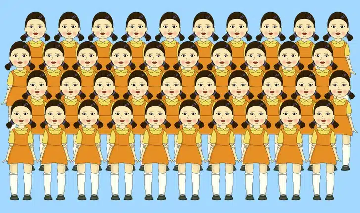 Ache a menina diferente neste grupo de meninas com vestidos laranja. Teste visual com uma imagem de 40 meninas idênticas em estilo desenho, organizadas em cinco fileiras sobre fundo azul-claro.