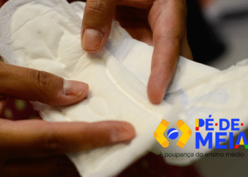 Absorvente gratuito para estudantes - Pé-de-Meia oferece acesso a itens essenciais a partir de 15/12.