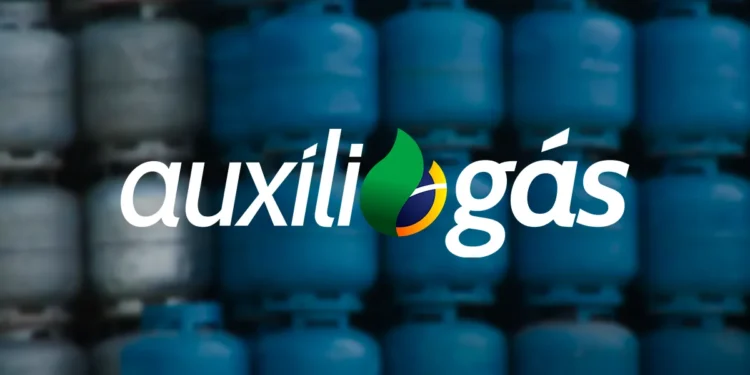 Imagem de cilindros de gás com o logotipo do programa Auxílio Gás, que oferece R$ 110 para famílias de baixa renda.