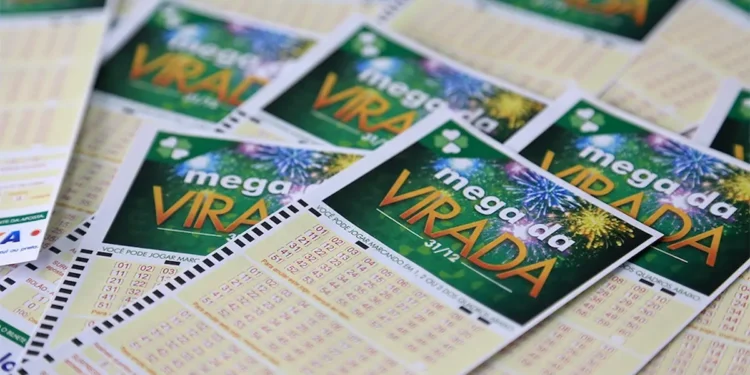 Bilhetes da Mega da Virada 2025, com destaque para as apostas e o tema da loteria.