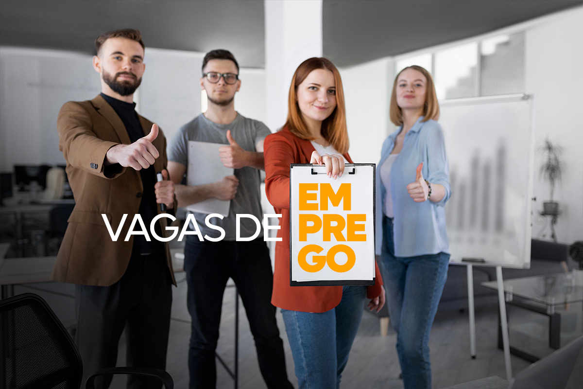 Distribuição vagas emprego Sine cidades Paraíba Profissionais em ambiente corporativo oferecendo vagas de emprego em diferentes cidades.