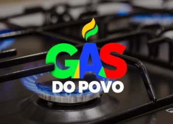 Chama de fogão a gás representando o programa Gás do Povo com pagamento em 26 de janeiro