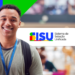 Estudante com mochila em ambiente educacional representando inscrição no Sisu 2026.