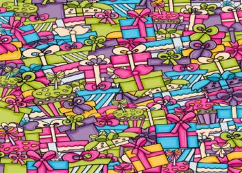 Desafio visual com ilustração de presentes e cupcakes em estilo de desenho, simbolizando uma festa.