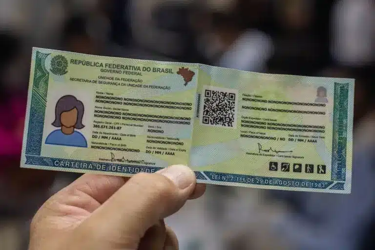 Novo RG no INSS Exemplo do novo RG com QR Code, que será exigido pelo INSS para concessão de benefícios.