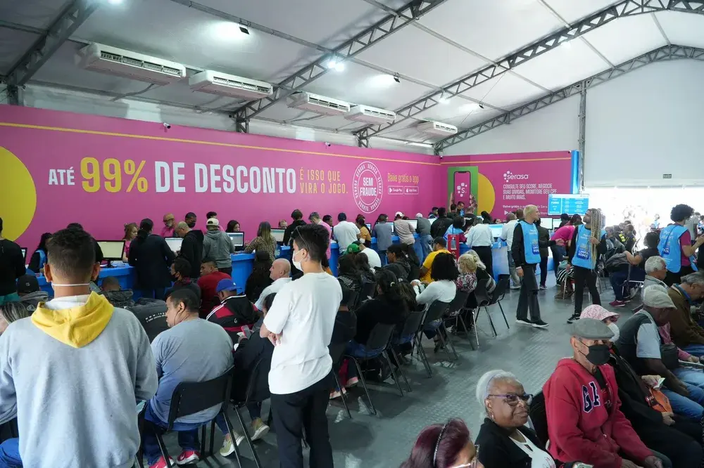 Feirão Serasa Limpa Nome – Atendimento Presencial em São Paulo. Atendimento presencial do Feirão Serasa Limpa Nome reúne consumidores interessados em negociar dívidas com grandes descontos.