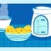 Teste de atenção com a cafeteira sem fio, xícara com chá roxo e bowl de pães em mesa xadrez azul