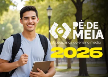 Estudante do ensino médio beneficiado pelo primeiro pagamento do Pé-de-Meia 2026.