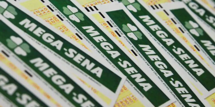 Bilhetes da Mega-Sena do concurso 2.989, prêmio acumulado de R$ 40 milhões.