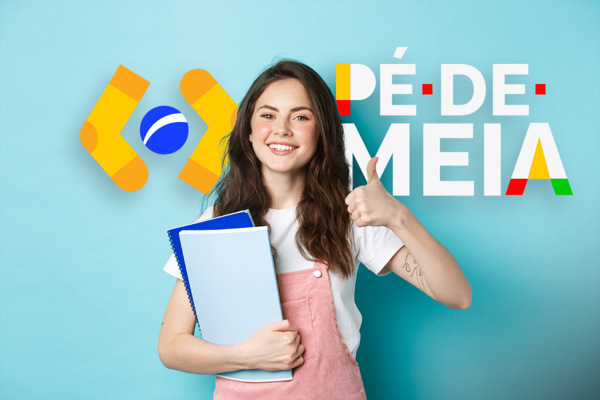 Estudante sorrindo com livros e o cartão do programa Pé-de-Meia, em fundo azul, representando o incentivo financeiro do programa.
