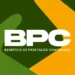 Logo do Benefício de Prestação Continuada (BPC) do INSS, com fundo verde e amarelo, com o texto 'BPC' em destaque.