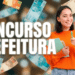 Jovem segurando cadernos e caneta sorrindo, com notas de real flutuando ao fundo