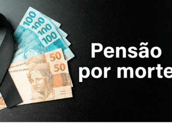 Notas de R$ 100 e R$ 50 junto a laço preto em fundo escuro, com texto "Pensão por morte"