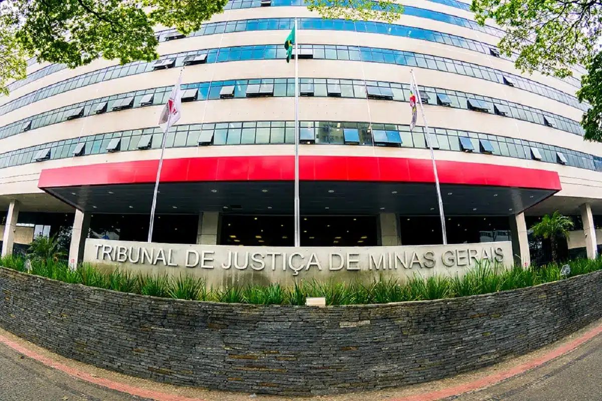 Fachada do prédio do Tribunal de Justiça de Minas Gerais em Belo Horizonte.