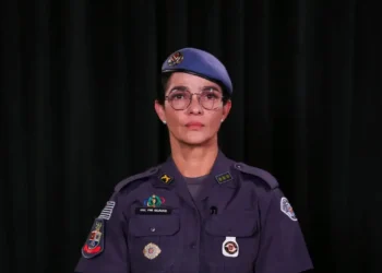 Comandante-geral da Polícia Militar de São Paulo em uniforme oficial.