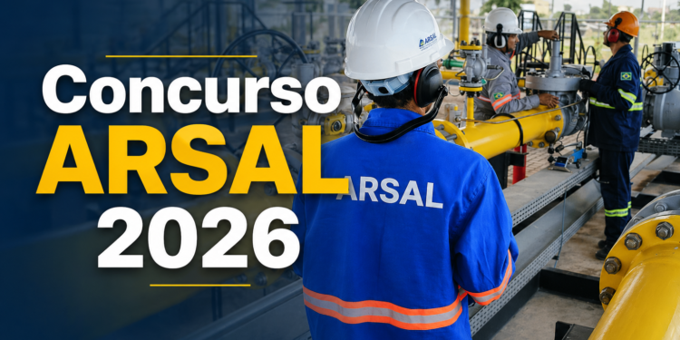 Técnicos com uniforme azul e capacete da ARSAL operam tubulações amarelas de gás em ambiente industrial.