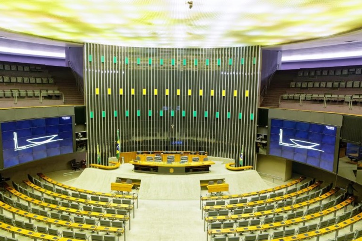 Plenário da Câmara dos Deputados — cargos e vagas no concurso 2026
