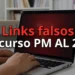 Homem utilizando notebook com aviso sobre links falsos relacionados ao concurso PM AL 2026