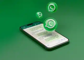 WhatsApp apresentando a funcionalidade de apagar mensagens após leitura.