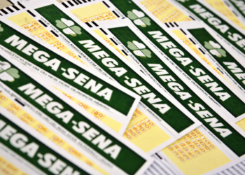 Volantes da Mega-Sena representam o concurso especial de 30 anos com prêmio estimado em R$ 150 milhões.