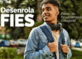 Estudante ao lado do nome "Desenrola Fies".