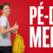 Jovem sorrindo com mochila amarela faz sinal de positivo ao lado do texto "Pé-de-Meia" em fundo vermelho.