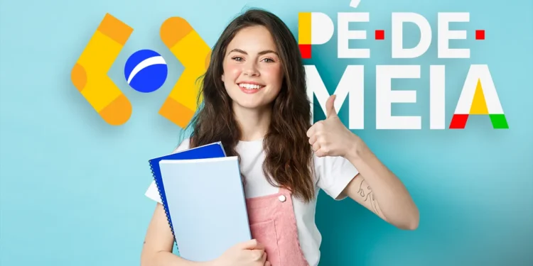 Jovem sorridente com cadernos faz sinal de aprovação ao lado do logotipo do programa Pé-de-Meia sobre fundo azul.