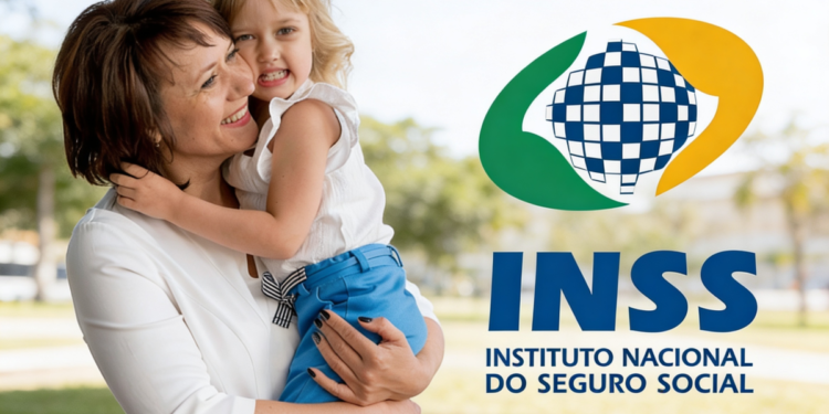 Mãe e filha ao lado da logo do INSS.